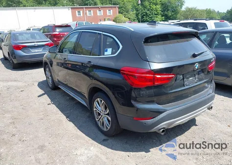2017 BMW X1 xDrive28I z USA, uszkodzony, nr VIN WBXHT3Z3XH4A55638